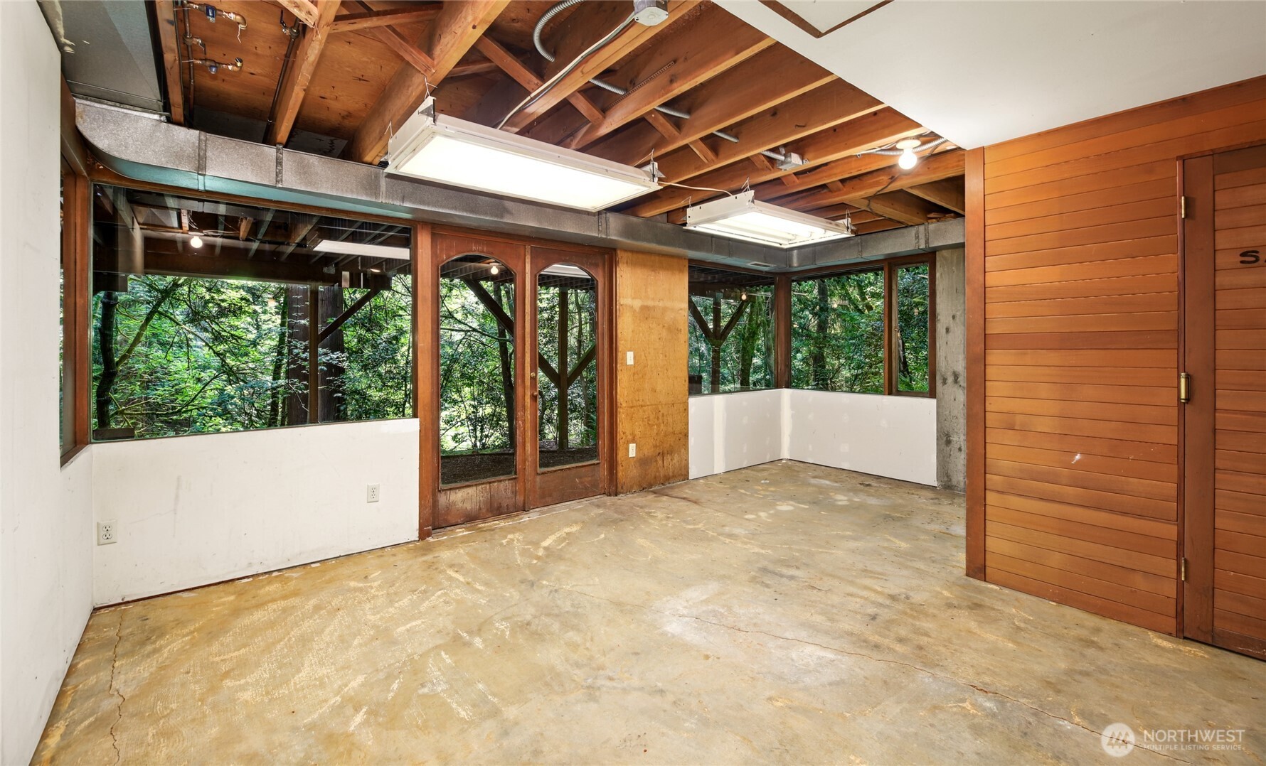 17228 10th Avenue NW