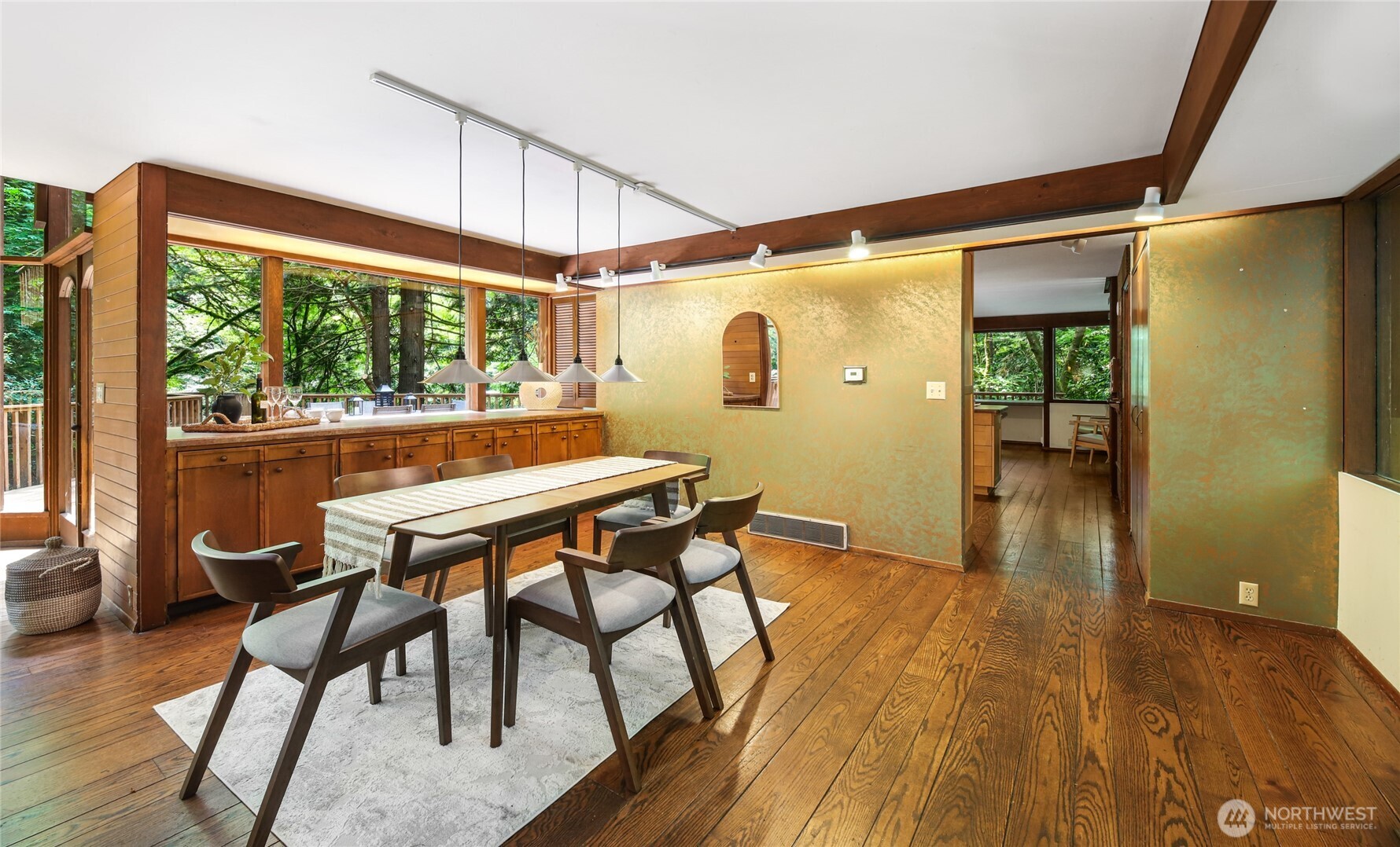 17228 10th Avenue NW