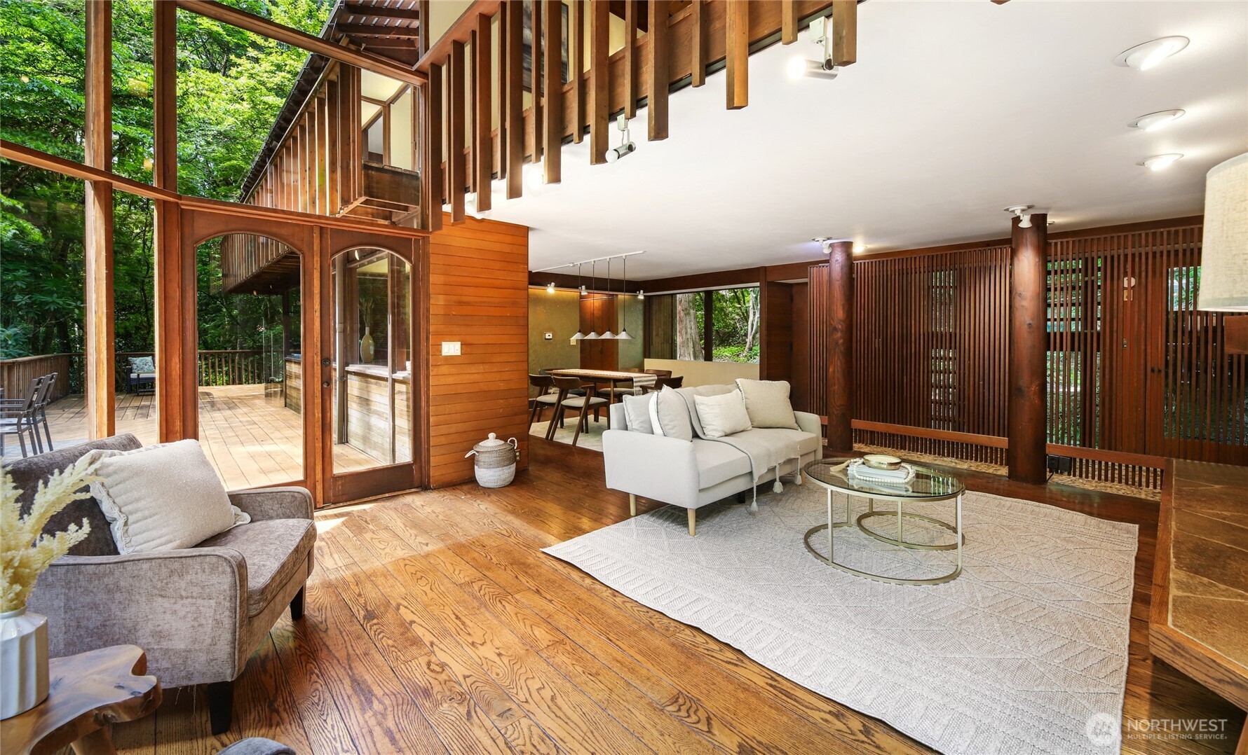 17228 10th Avenue NW