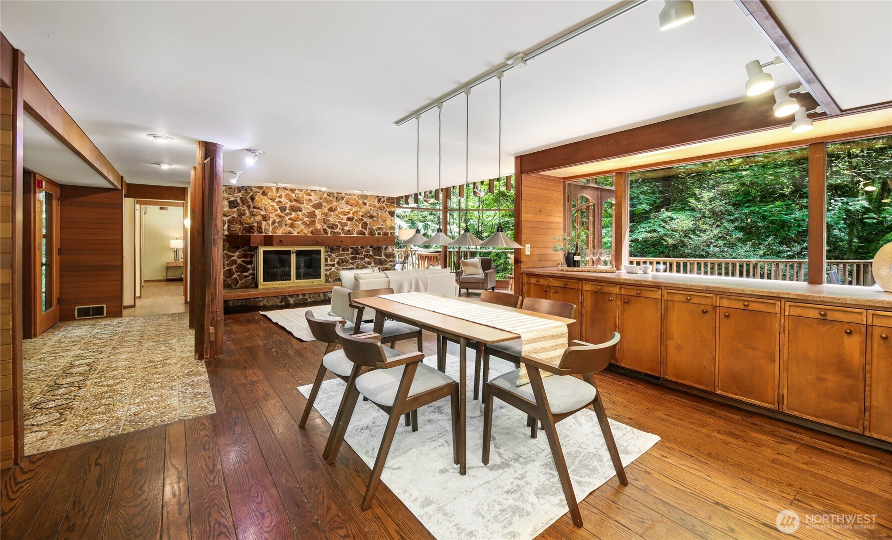 17228 10th Avenue NW