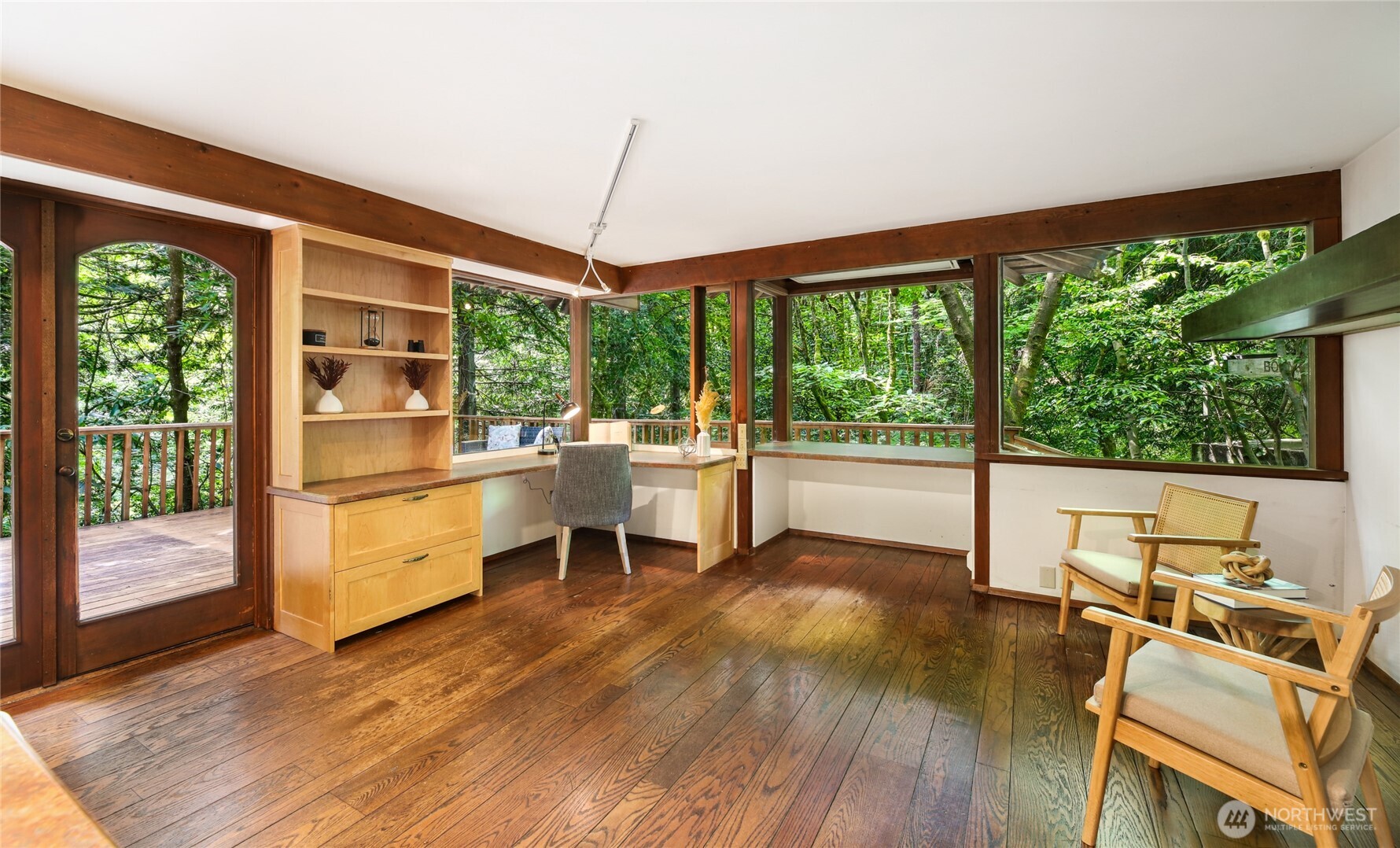 17228 10th Avenue NW