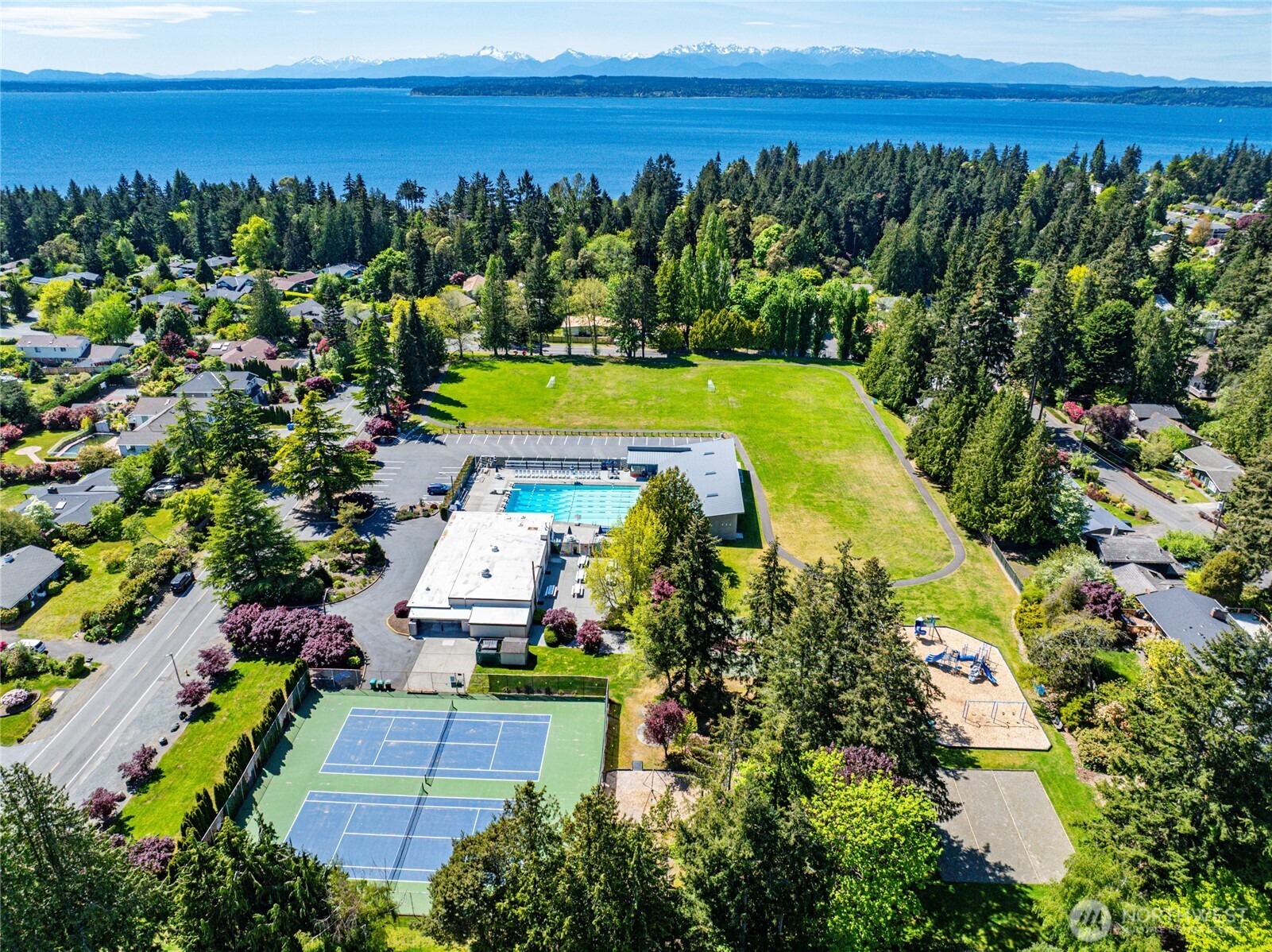 17228 10th Avenue NW