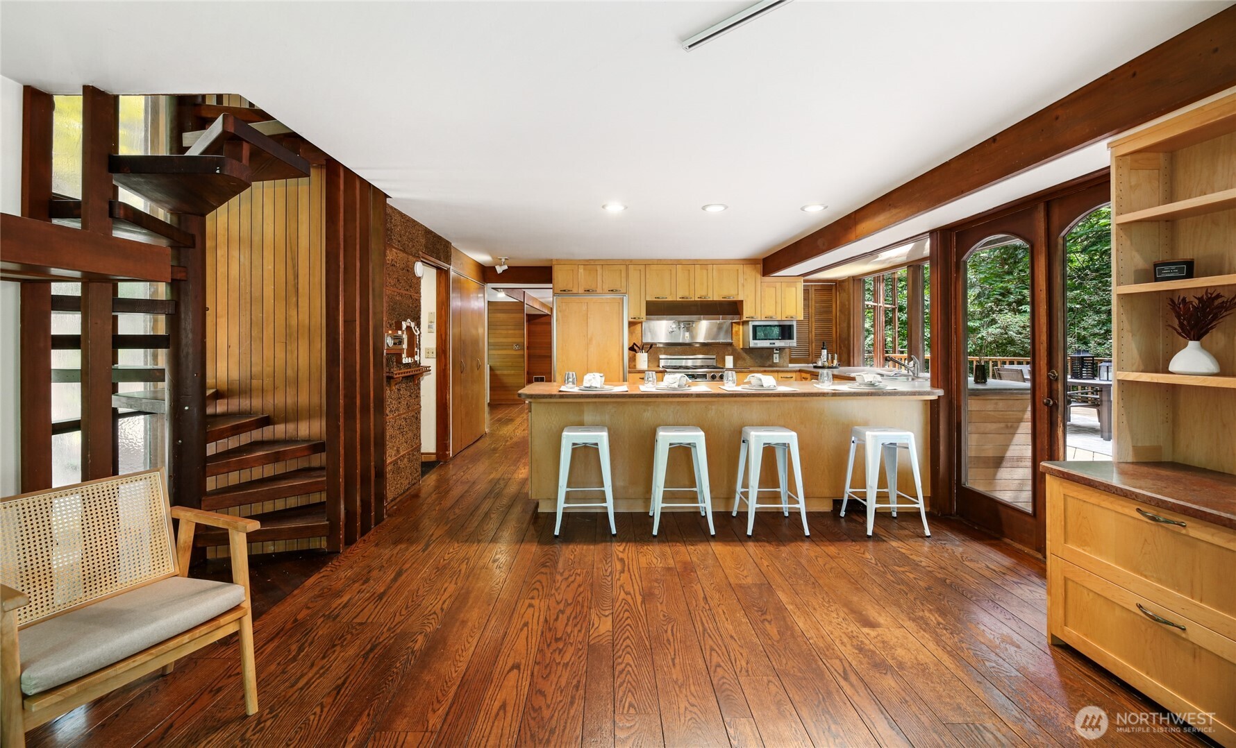 17228 10th Avenue NW