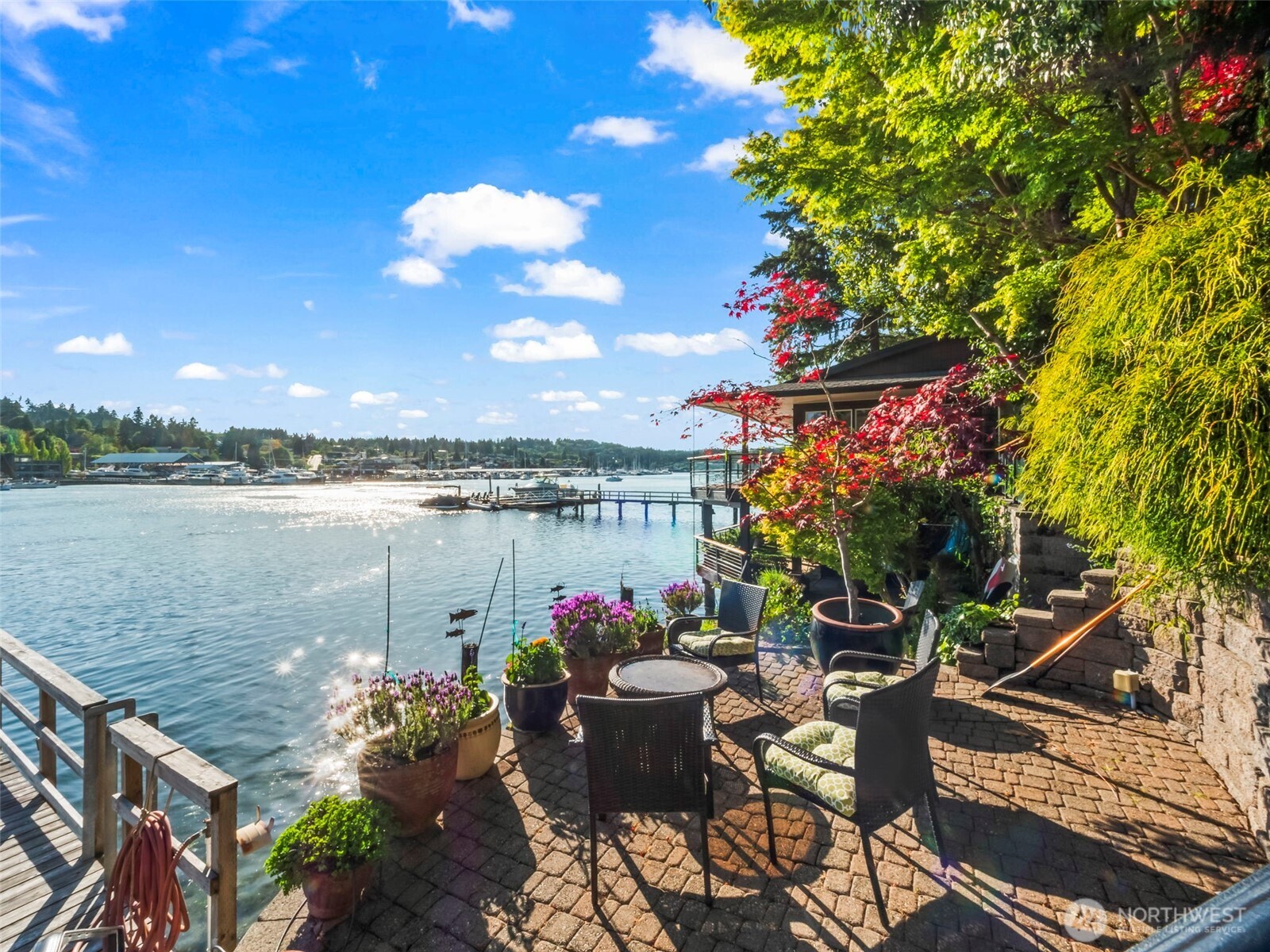 8006 Goodman Drive NW