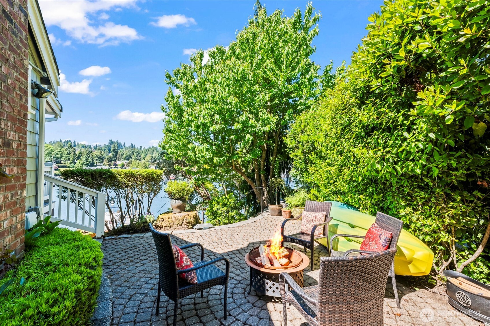 8006 Goodman Drive NW