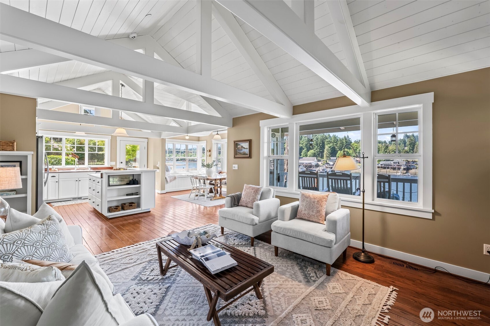 8006 Goodman Drive NW