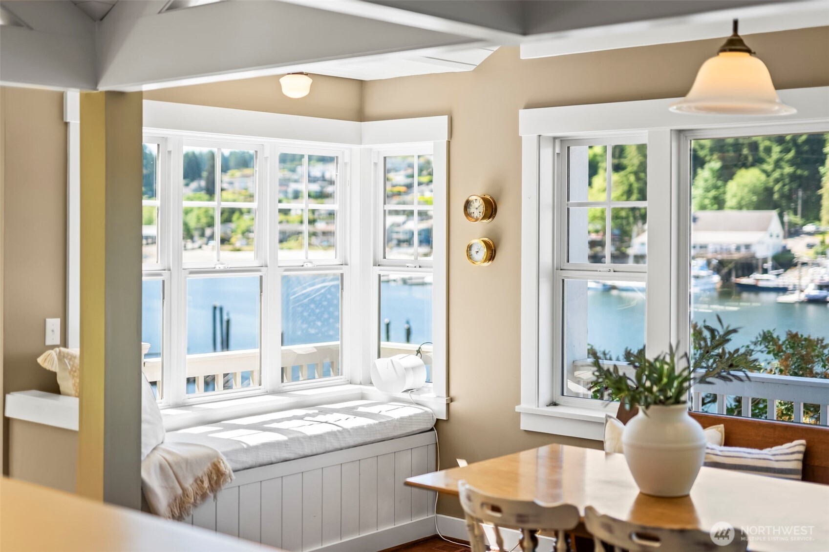 8006 Goodman Drive NW