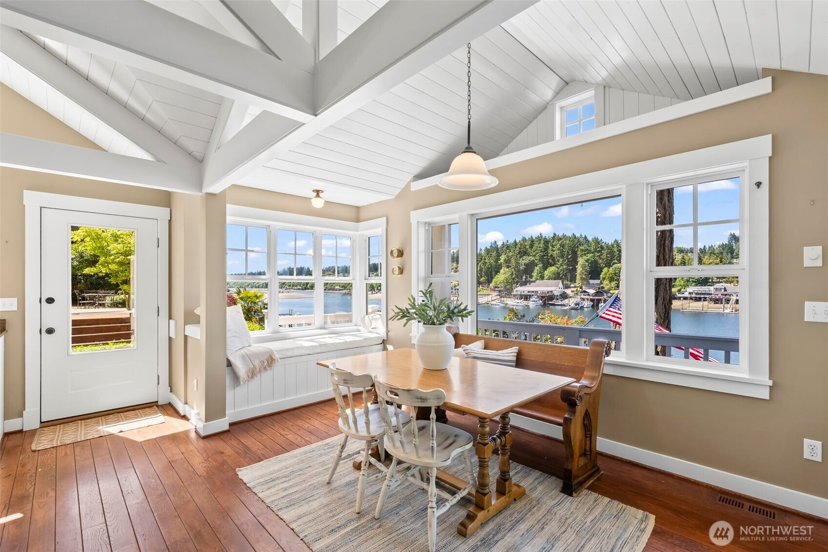 8006 Goodman Drive NW