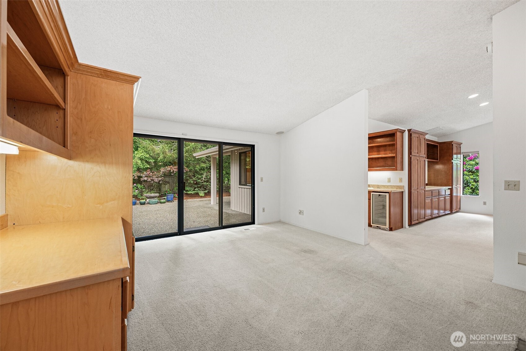 11207 Lake Steilacoom Drive SW