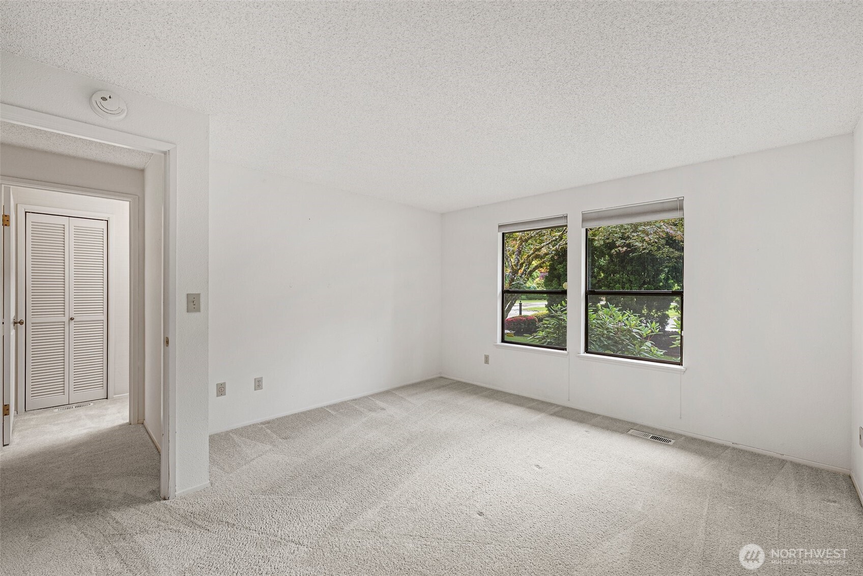 11207 Lake Steilacoom Drive SW