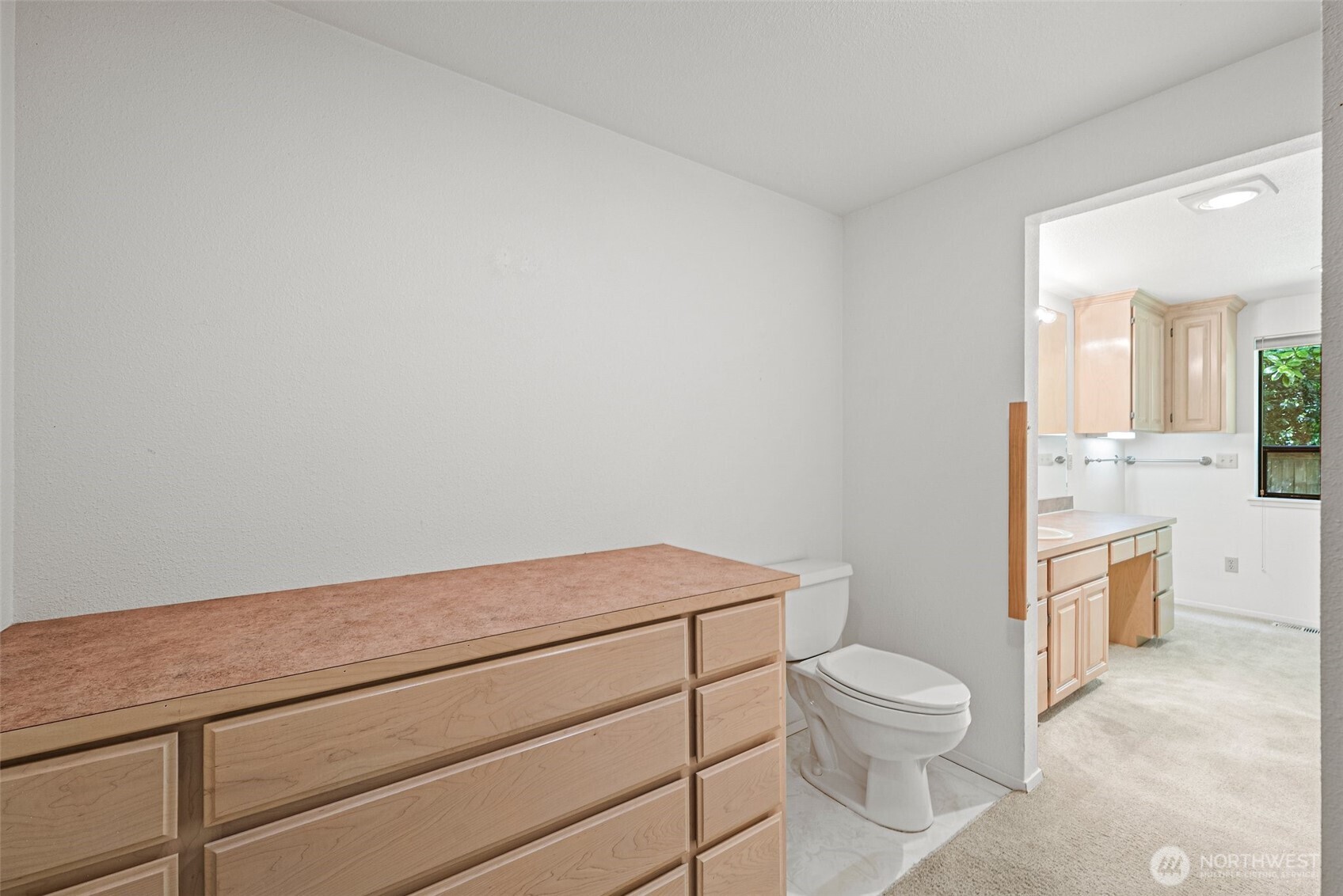 11207 Lake Steilacoom Drive SW