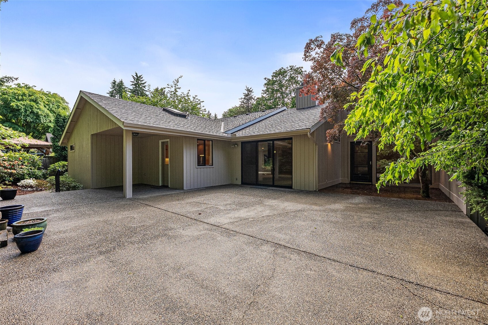 11207 Lake Steilacoom Drive SW