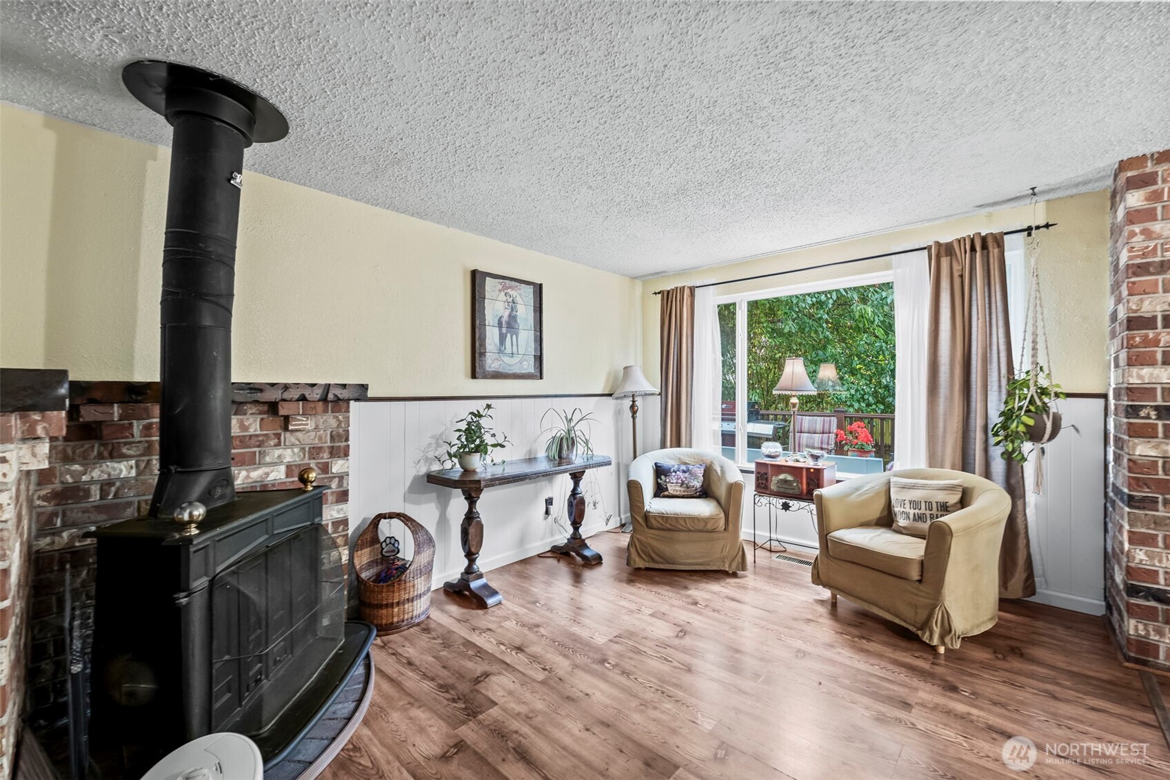 8204 42nd Street W