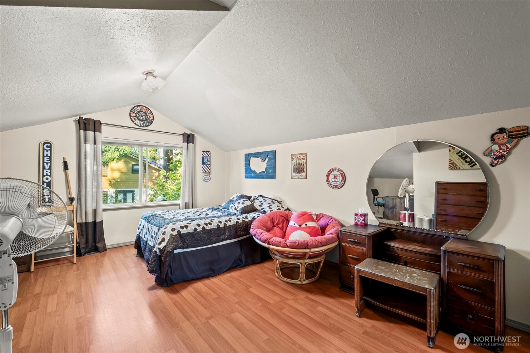 8204 42nd Street W