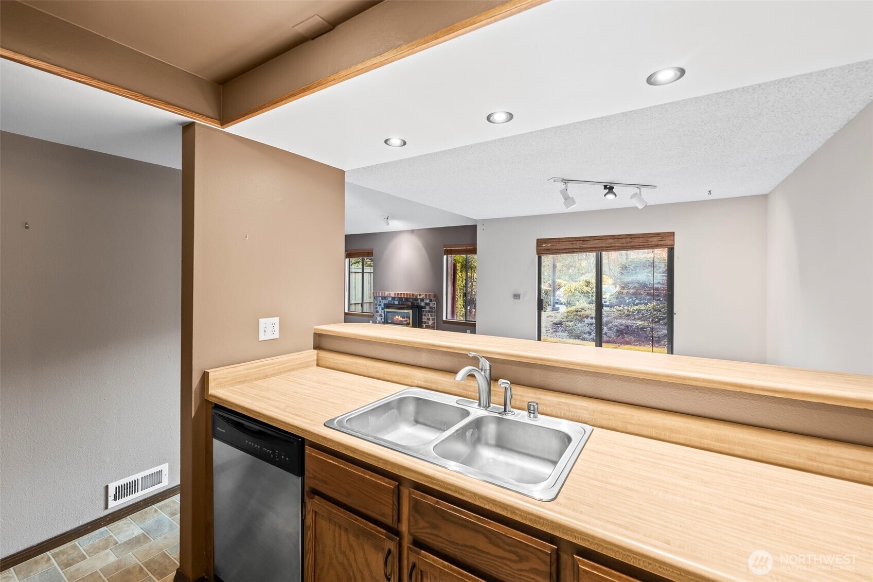 31727 47th Lane SW Unit: C