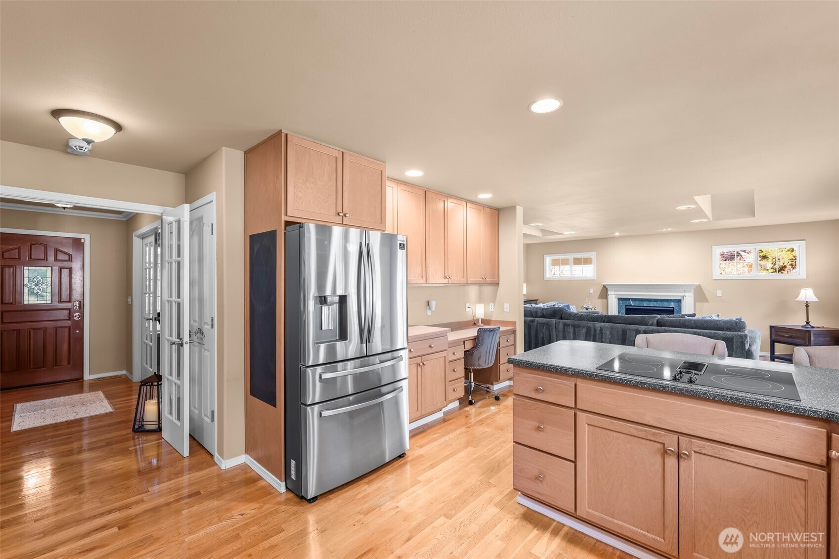 2016 Golden Maples Court NW