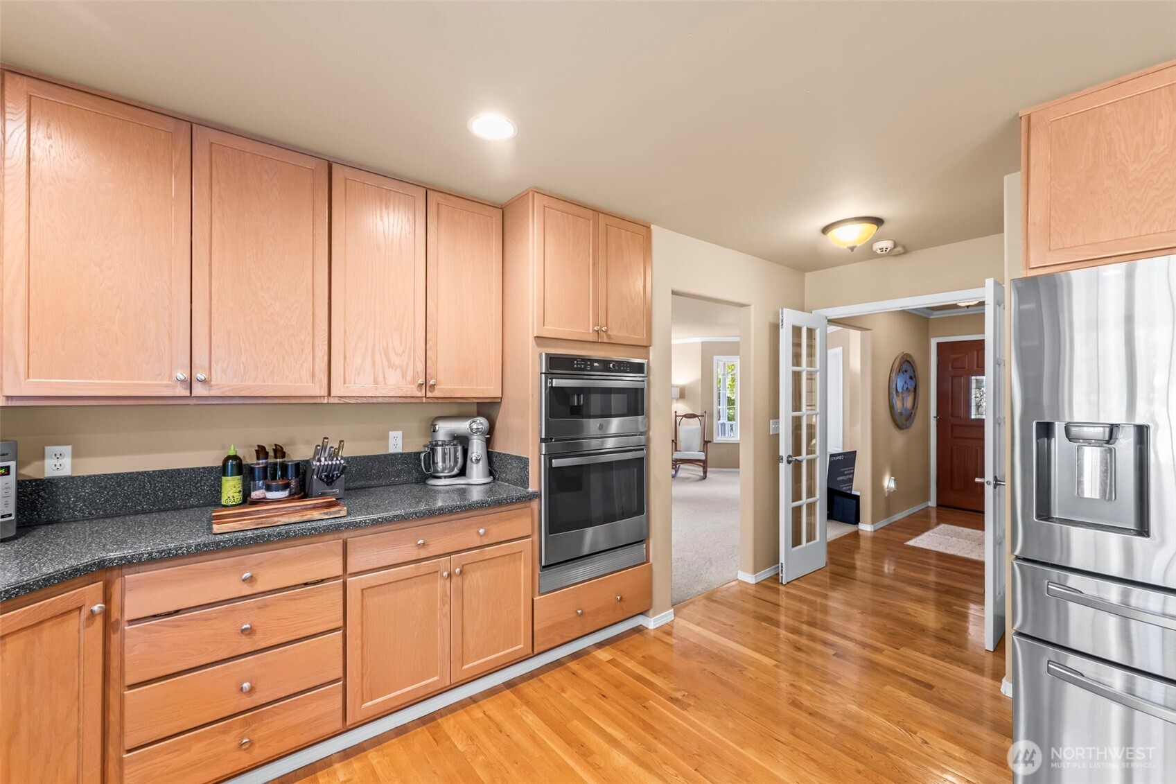 2016 Golden Maples Court NW