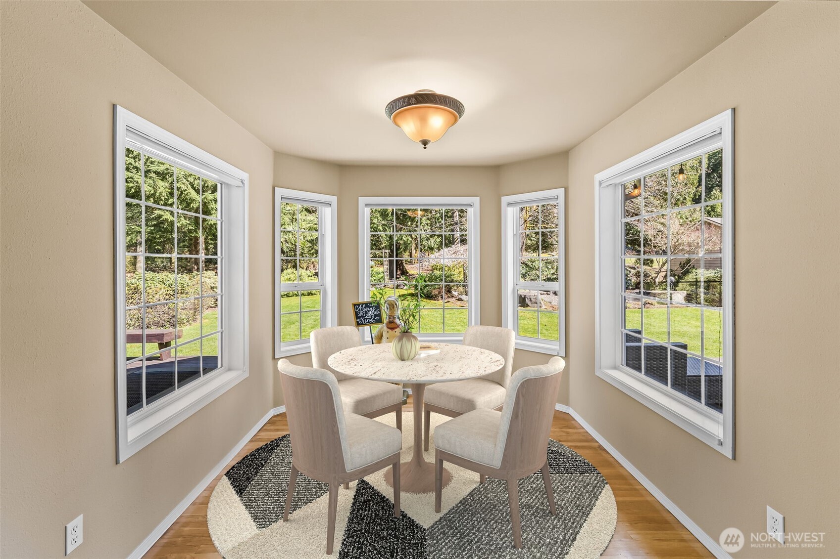 2016 Golden Maples Court NW