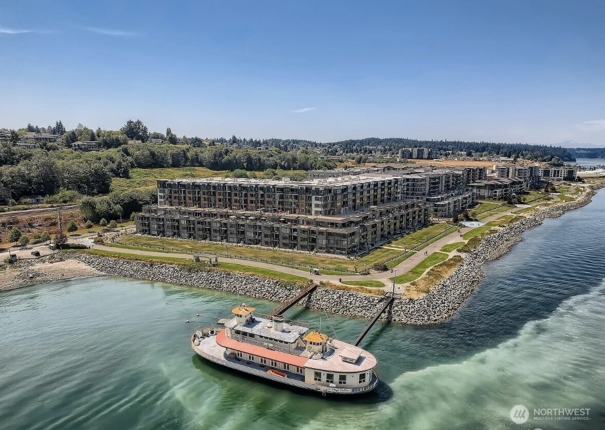 4907 Main Street Unit: 312