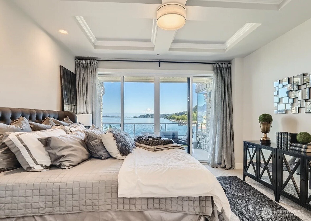 4907 Main Street Unit: 312