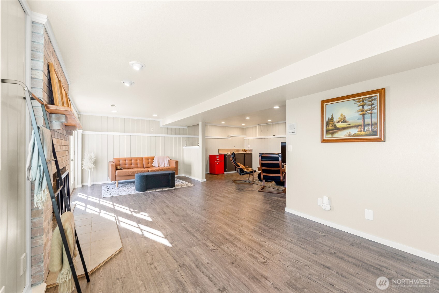18110 85th Street E