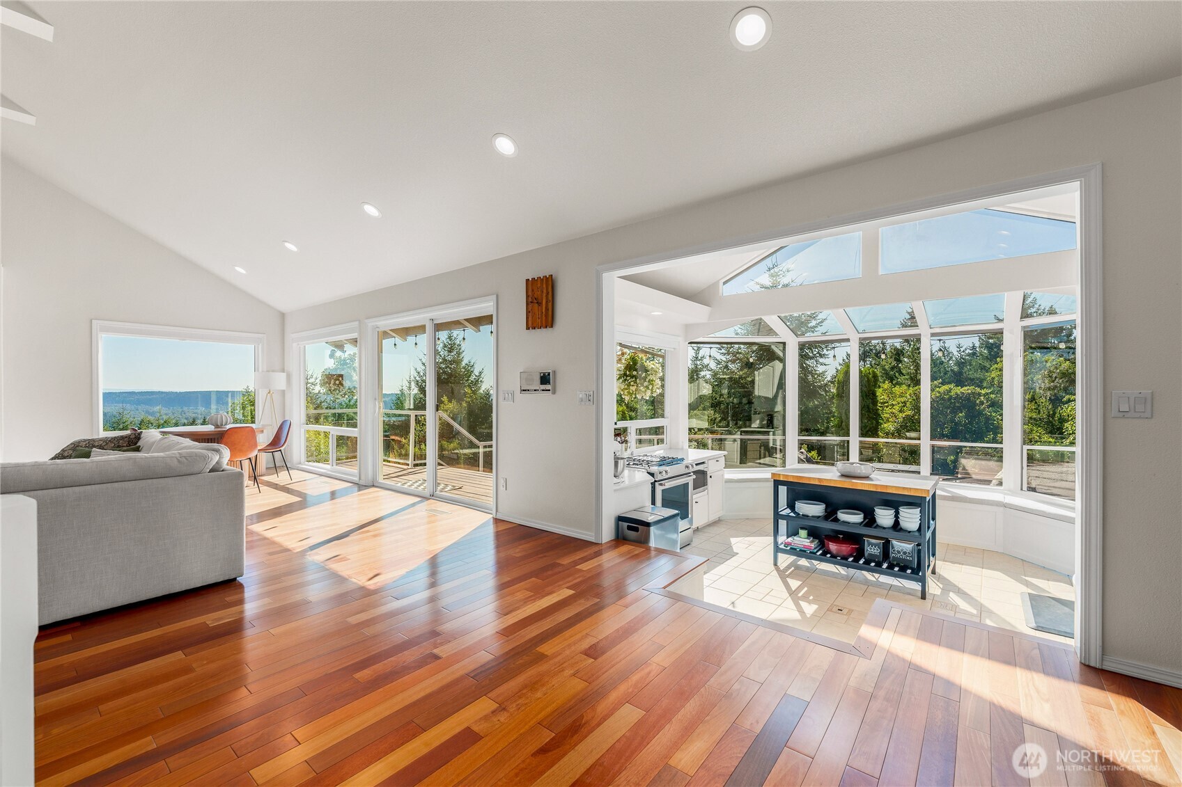 18110 85th Street E