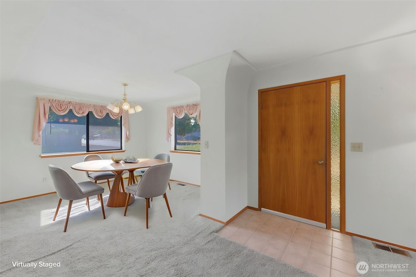 207 E E 84th St Street