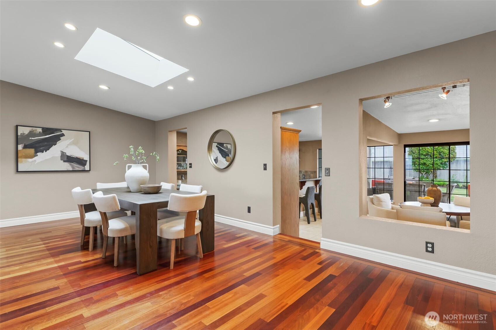 1871 N Skyline Drive