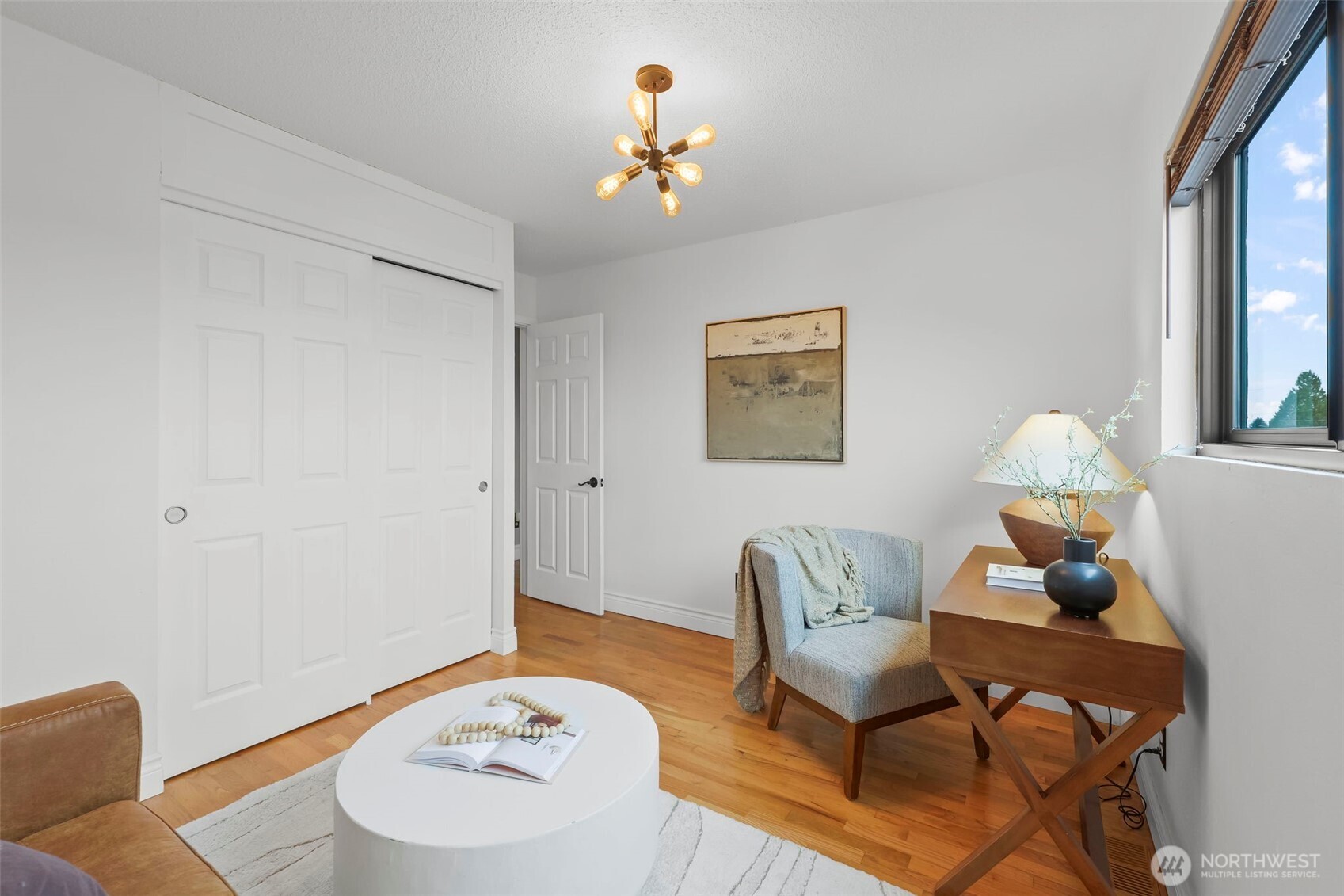 1871 N Skyline Drive