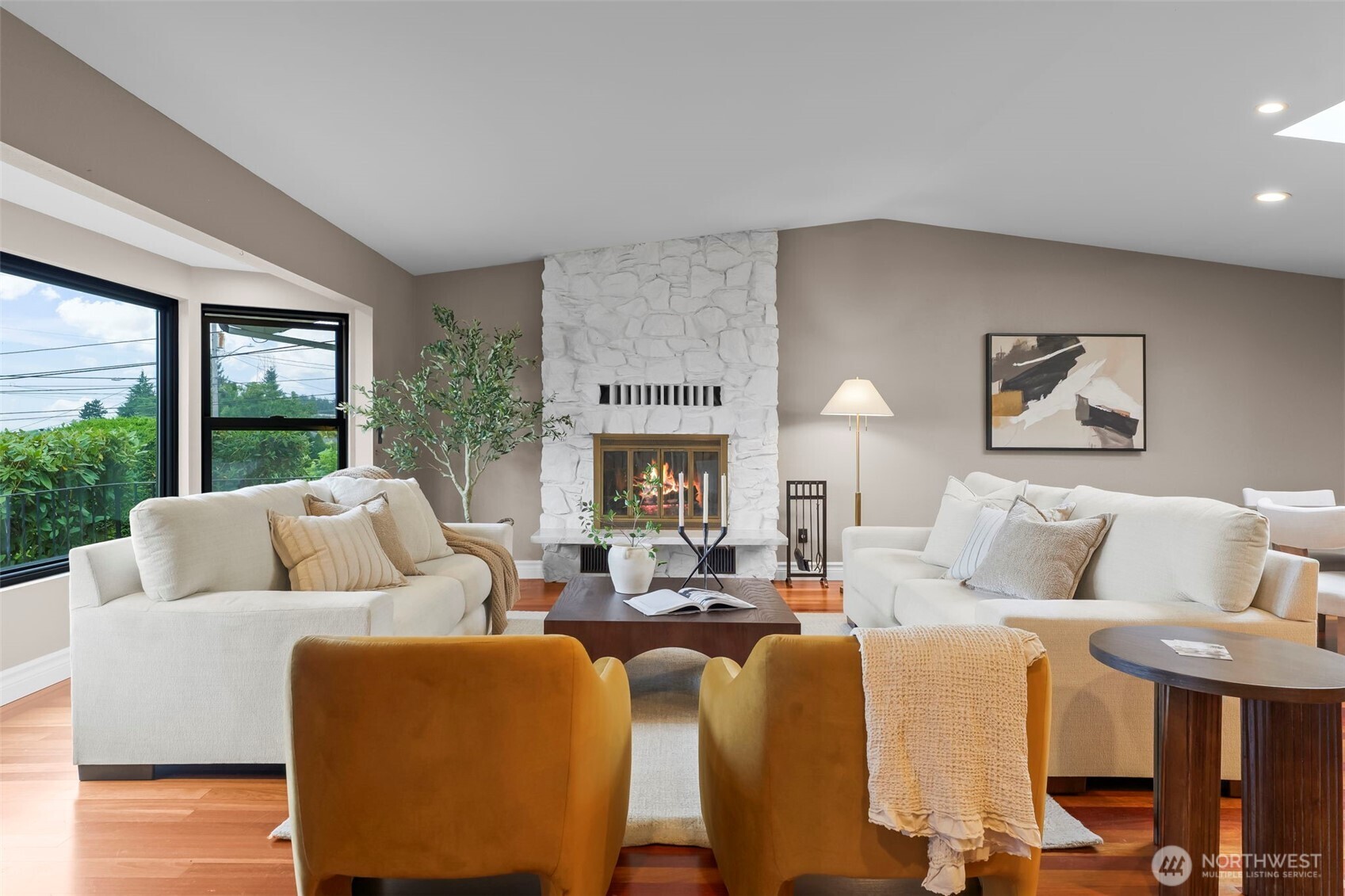 1871 N Skyline Drive