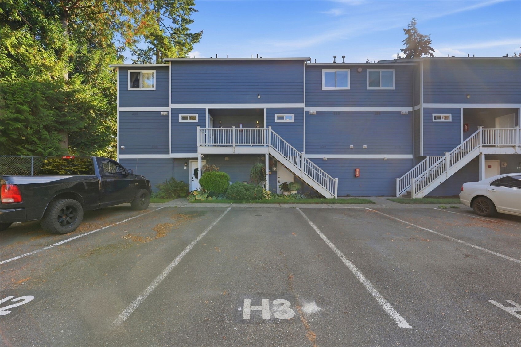 3939 10th Street SE Unit: H3