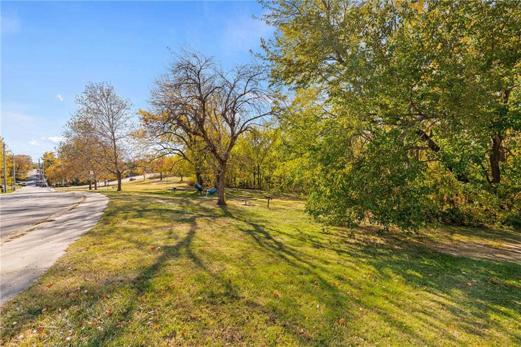 3748 Springfield Street