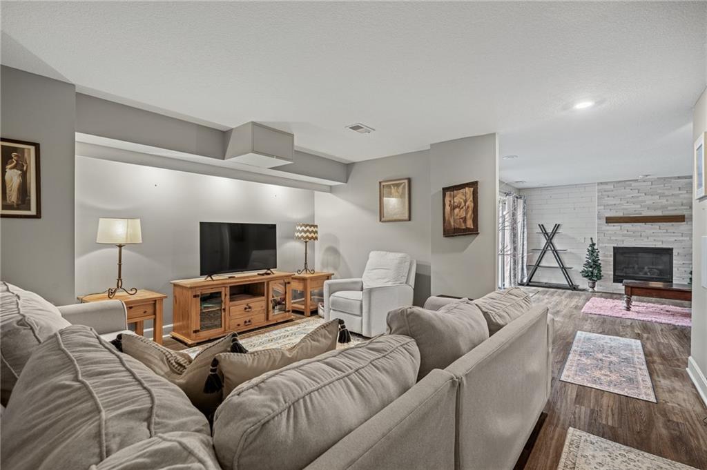 16102 Overbrook Lane