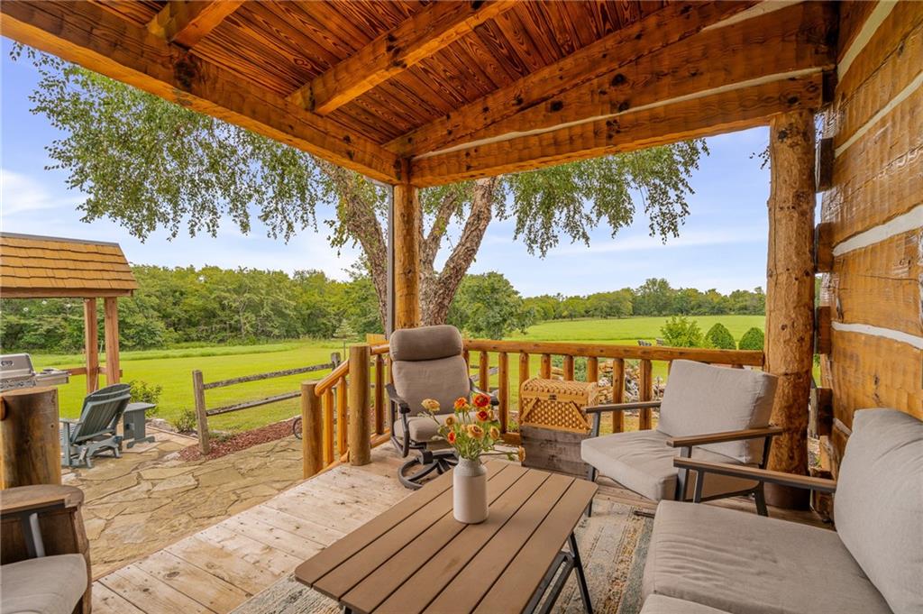 32921 S Ridgeview Farm Road