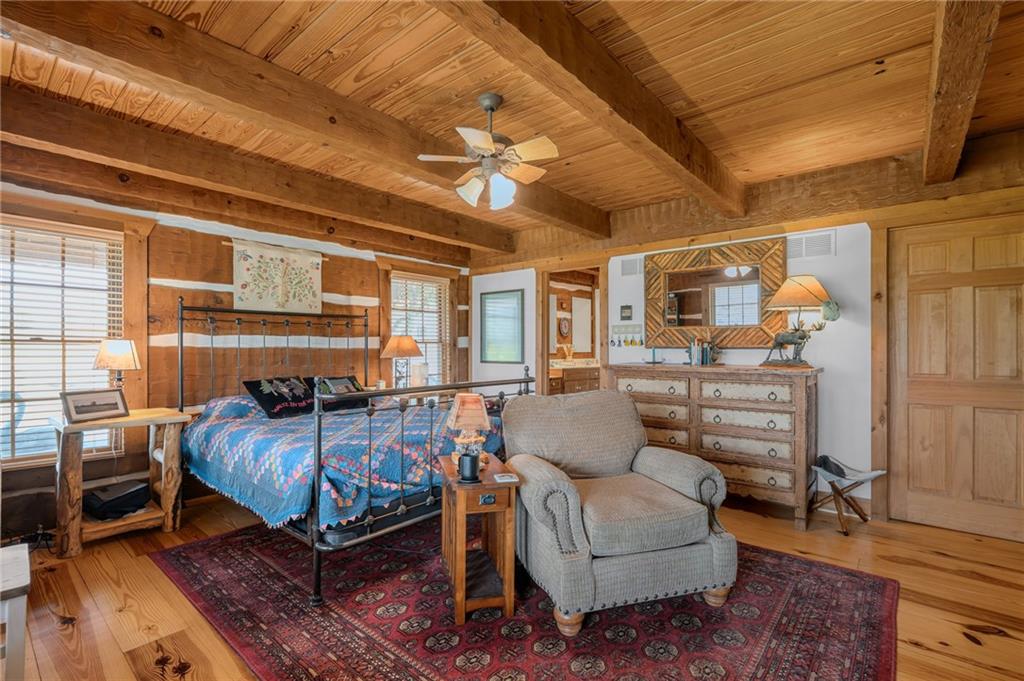 32921 S Ridgeview Farm Road