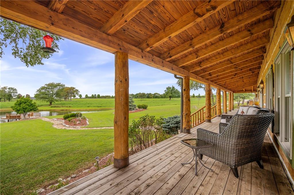 32921 S Ridgeview Farm Road