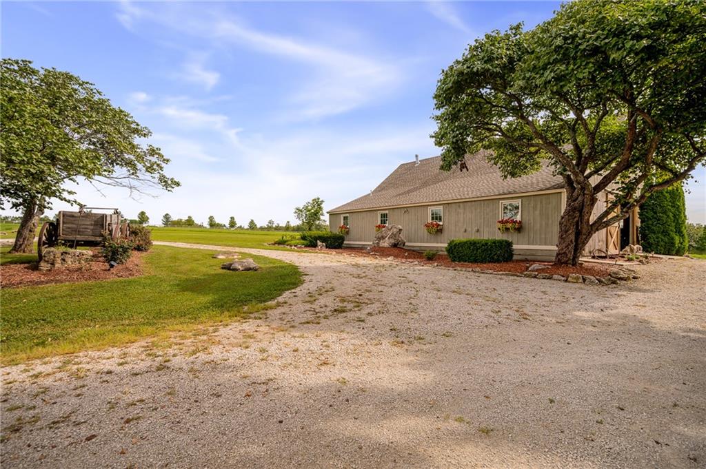 32921 S Ridgeview Farm Road
