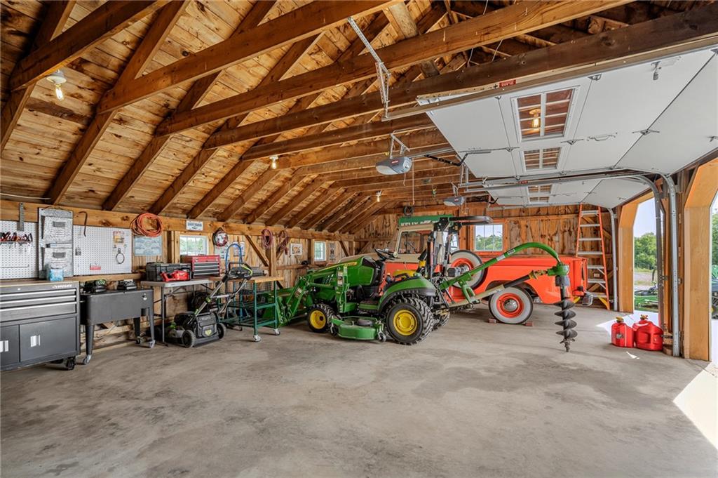 32921 S Ridgeview Farm Road