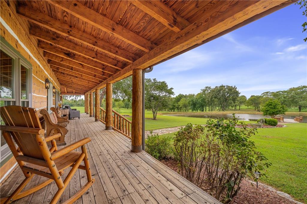 32921 S Ridgeview Farm Road