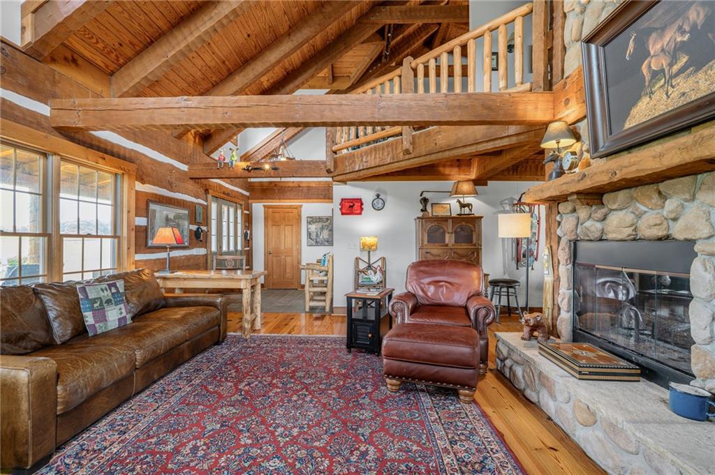 32921 S Ridgeview Farm Road