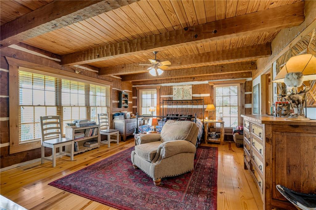 32921 S Ridgeview Farm Road