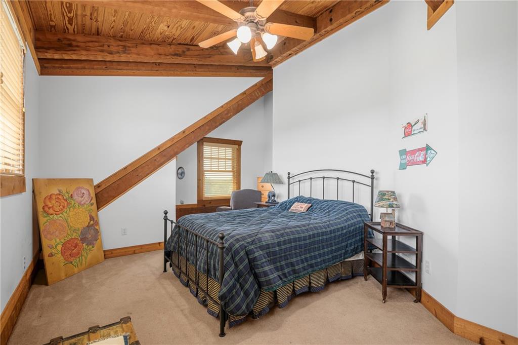 32921 S Ridgeview Farm Road