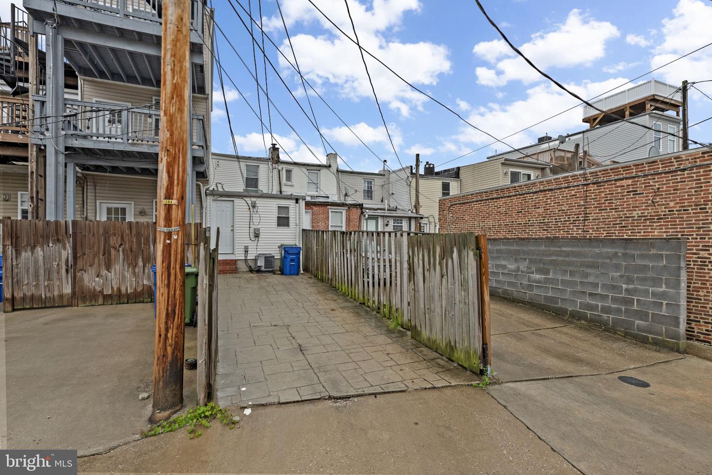 1714 Byrd St
