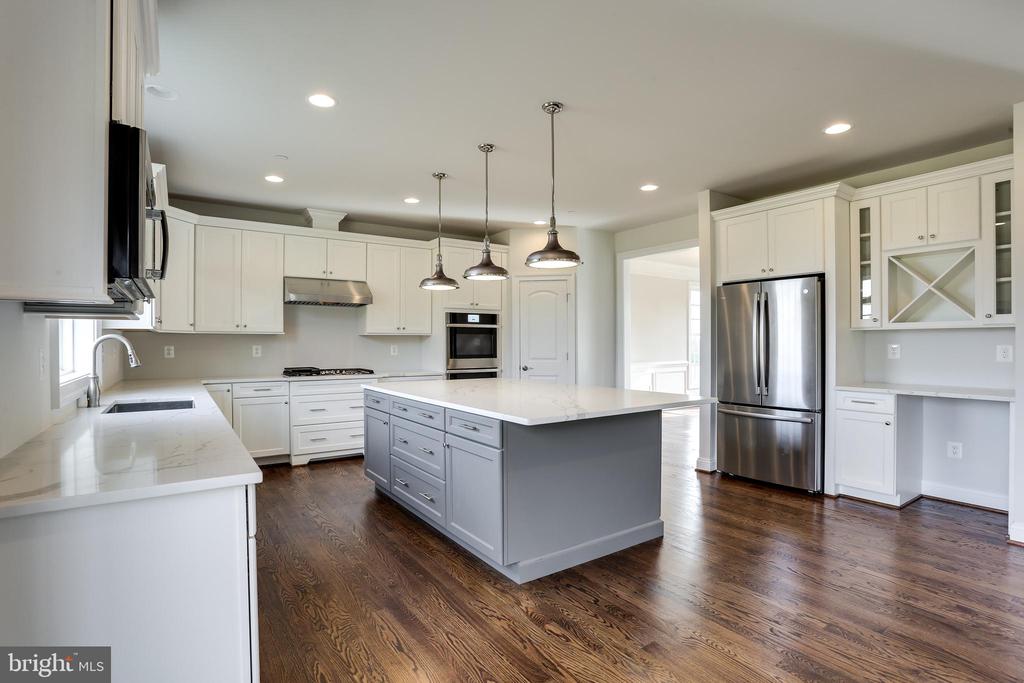 14630 Old Hanover #Rainier