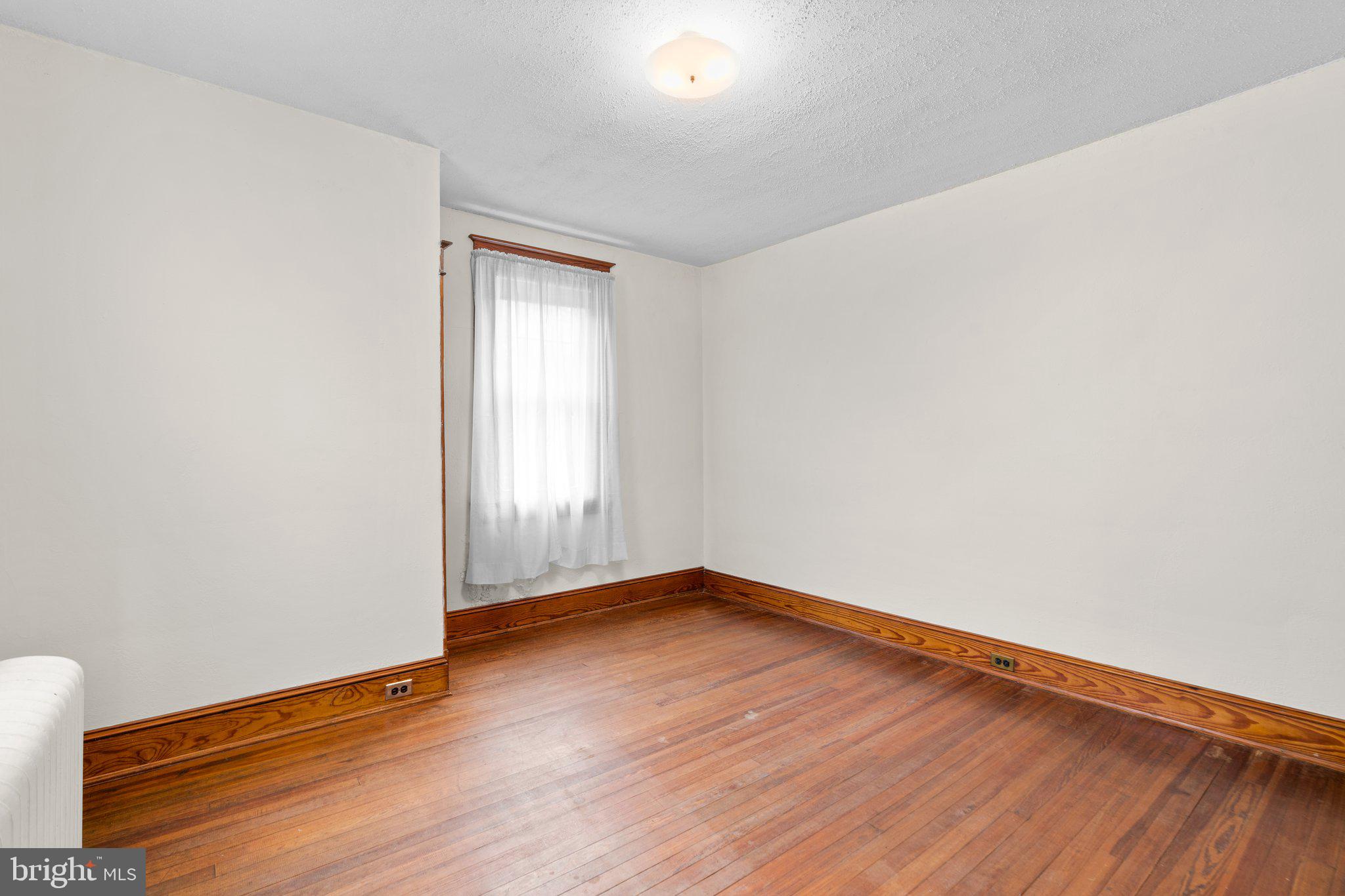 11 Overbrook Rd