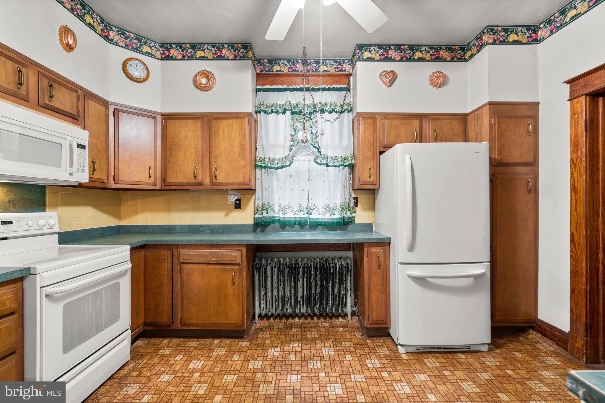11 Overbrook Rd
