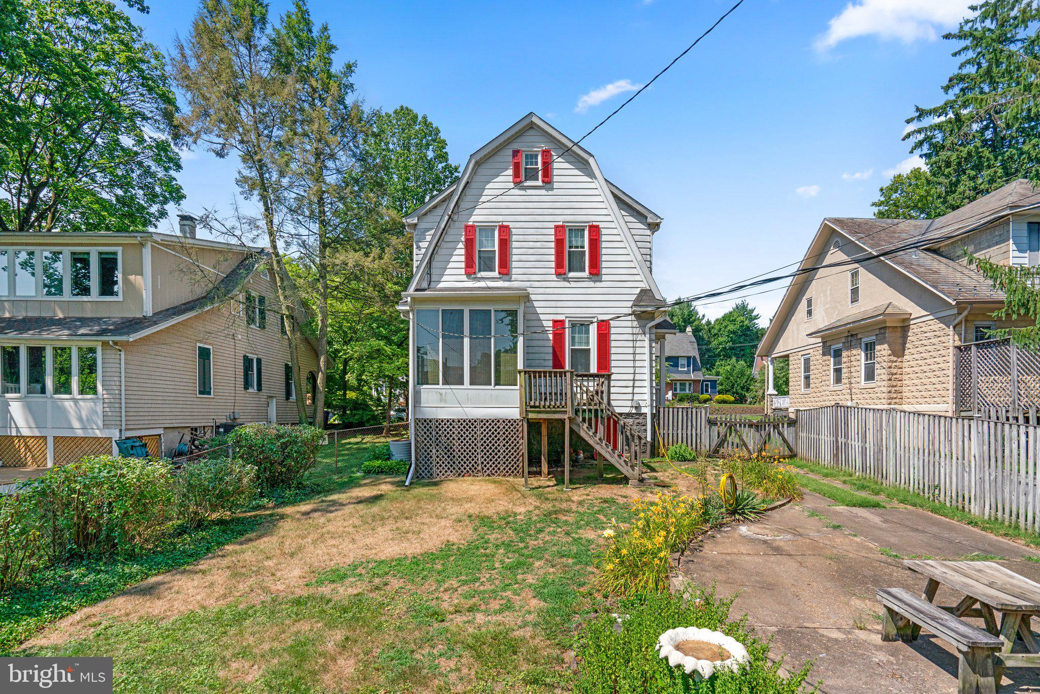 11 Overbrook Rd