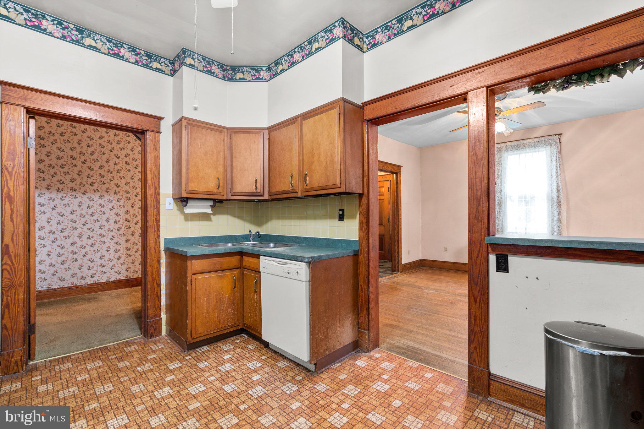 11 Overbrook Rd