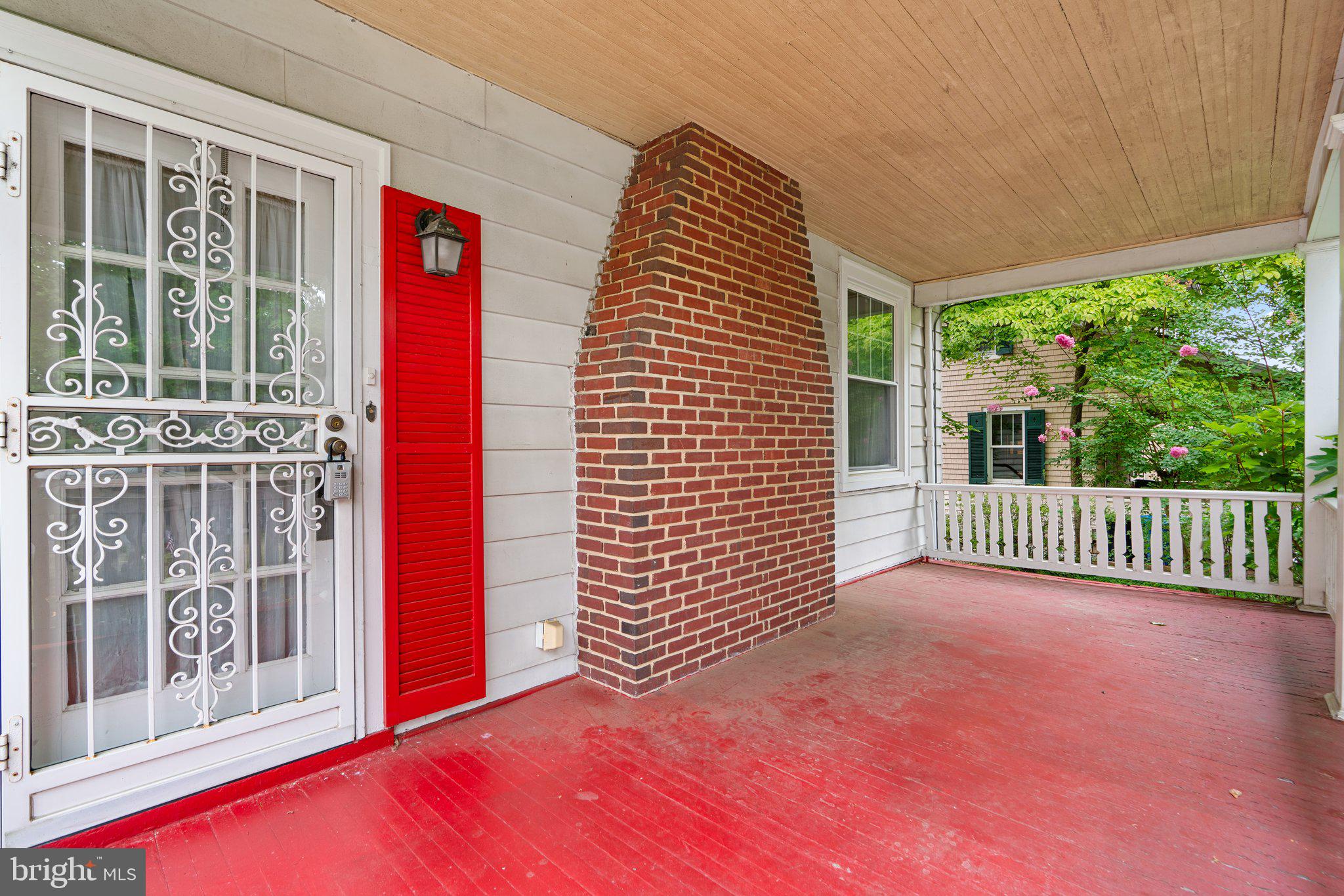 11 Overbrook Rd