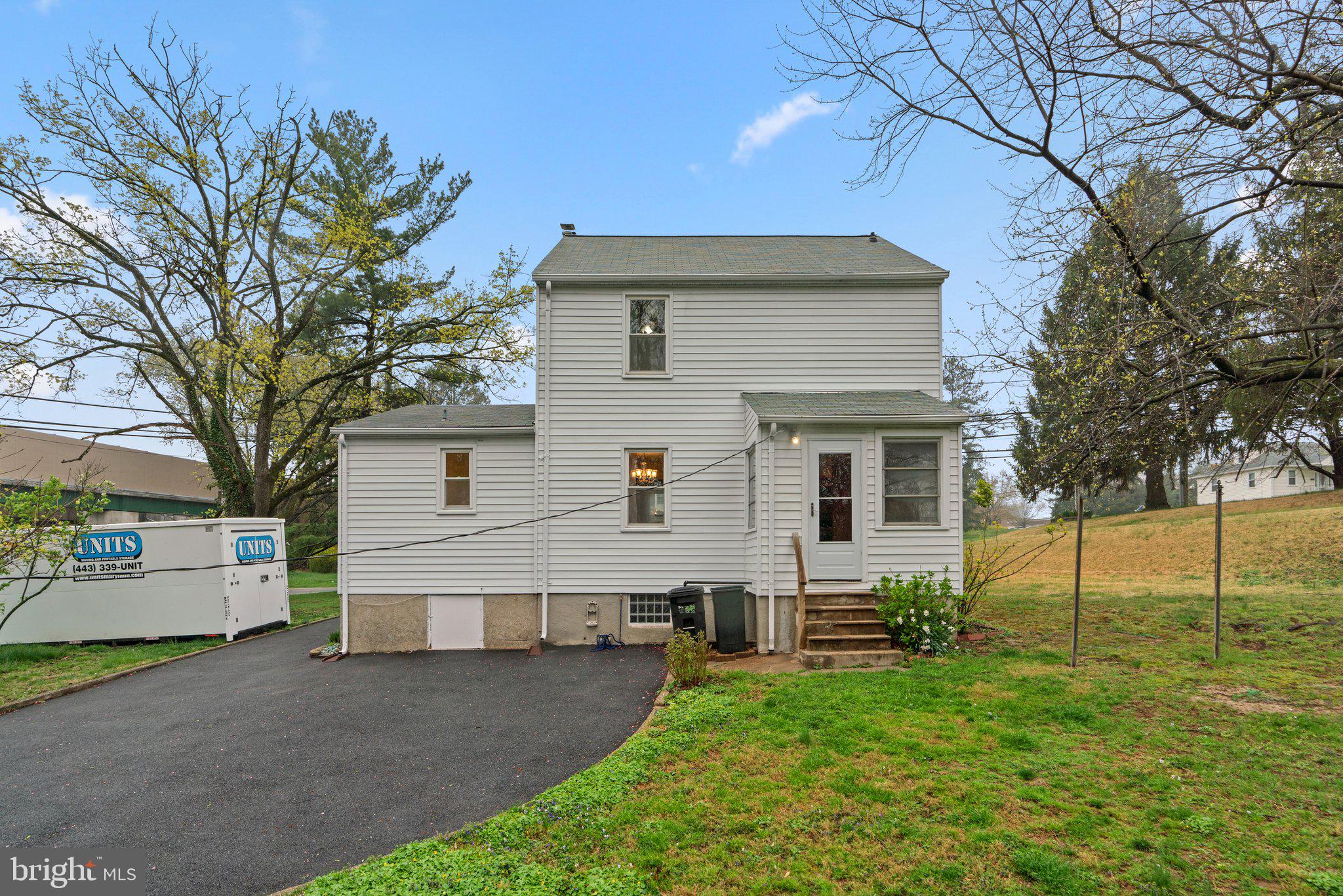 612 Ingleside Ave